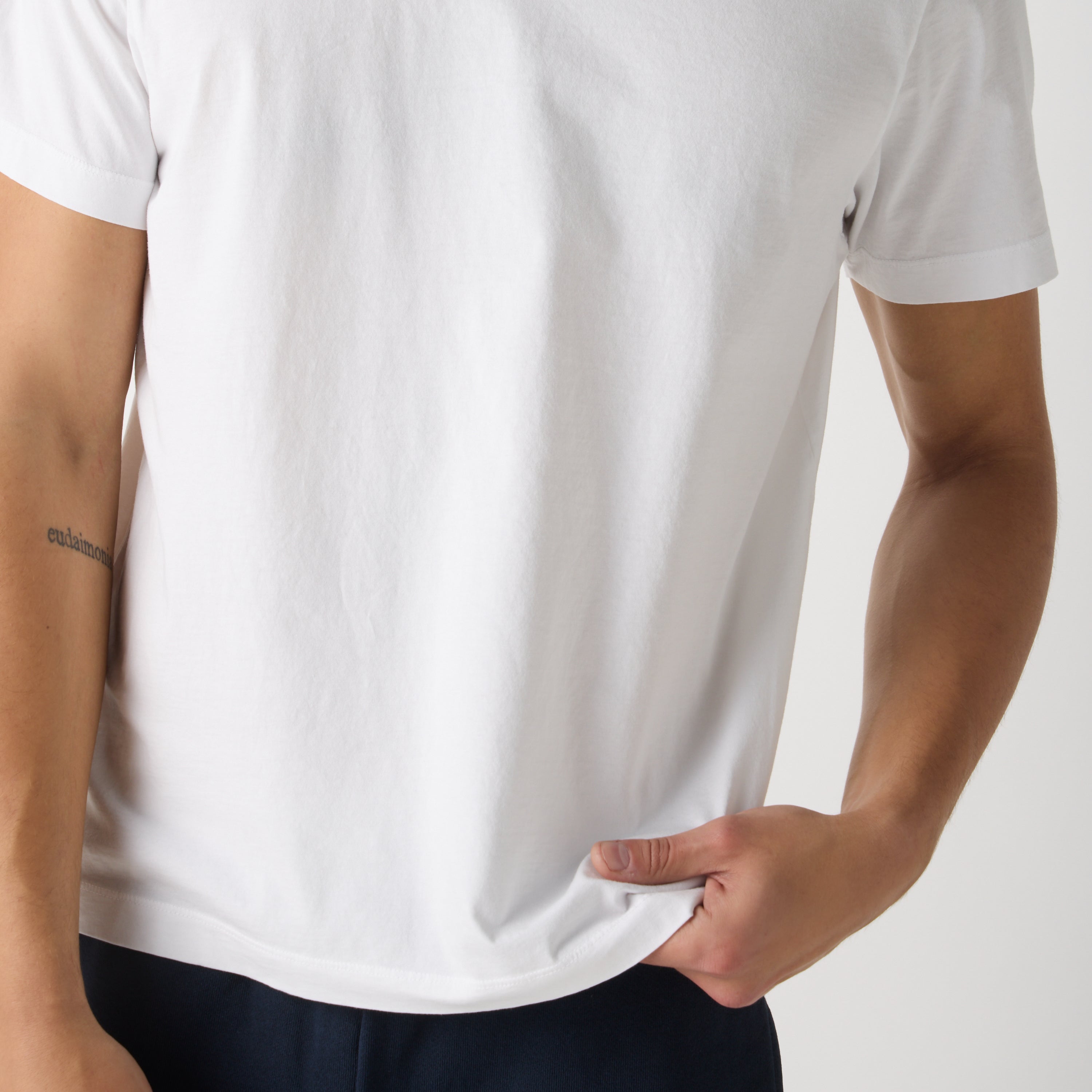 1668 SEAN'S FITTED TEE